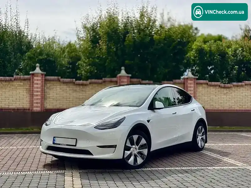 Tesla Model Y 2024, фото з оголошення 1 з 20, VIN 7SAYGAEE1RF064428