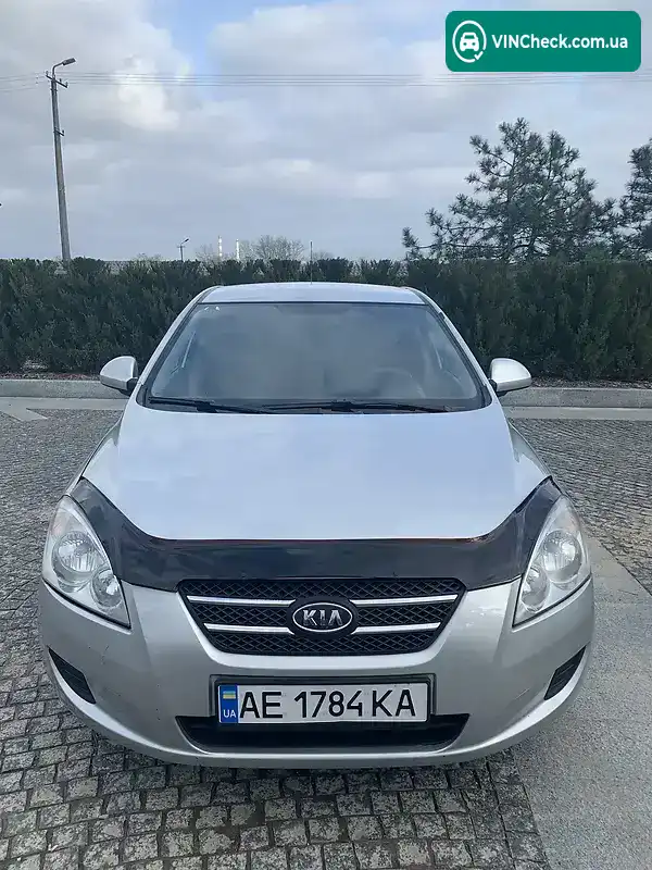 Kia Ceed 2008, фото з оголошення 2 з 20, VIN Y6LFF24228L003942