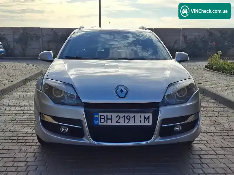 Renault Laguna 2011, фото з оголошення 2 з 20, VIN VF1KT1R0644997878