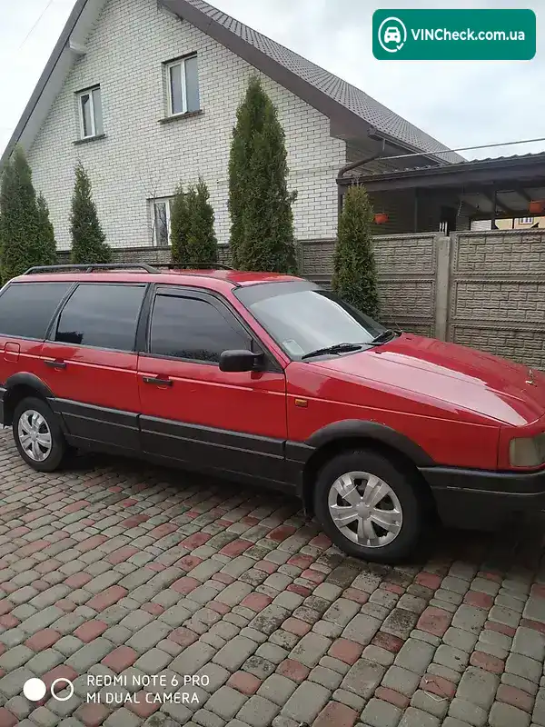 Volkswagen Passat 1992, фото з оголошення 2 з 20, VIN WVWZZZ31ZNE332871