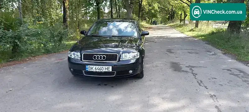 Audi A4 2004, фото з оголошення 2 з 20, VIN WAUZZZ8E25A112735