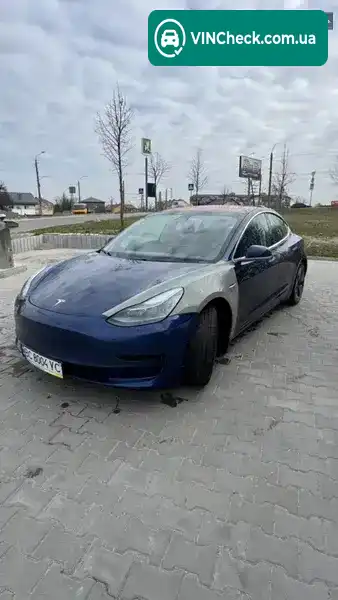 Tesla Model 3 2019, фото з оголошення 1 з 14, VIN 5YJ3E1EB5KF199338