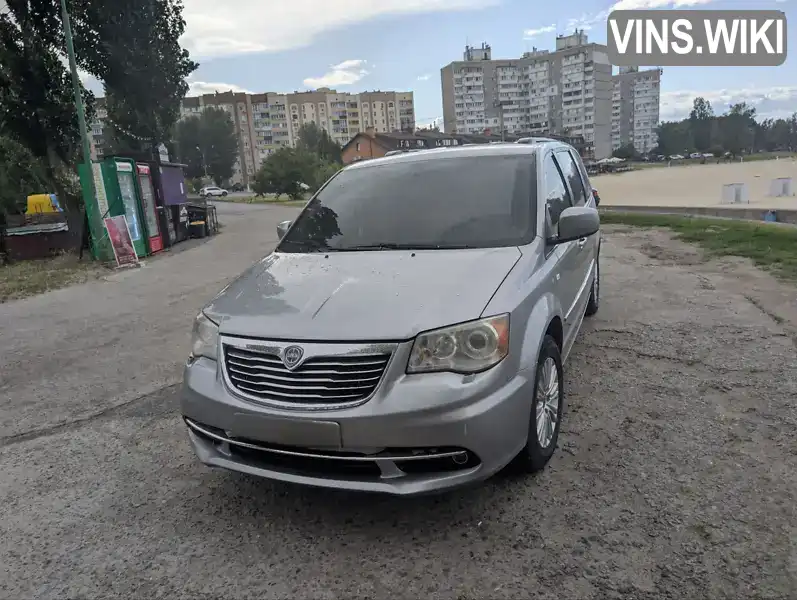 Lancia Voyager 2013, фото з оголошення 1 з 18, VIN 2C4RLAB53DR676791