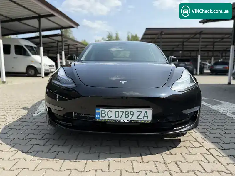 Tesla Model 3 2019, фото з оголошення 2 з 20, VIN 5YJ3E1EB0KF385661