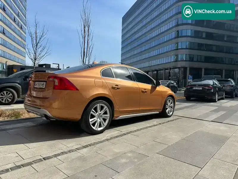 Volvo S60 2010, фото з оголошення 2 з 21, VIN YV1FS9056B2011444