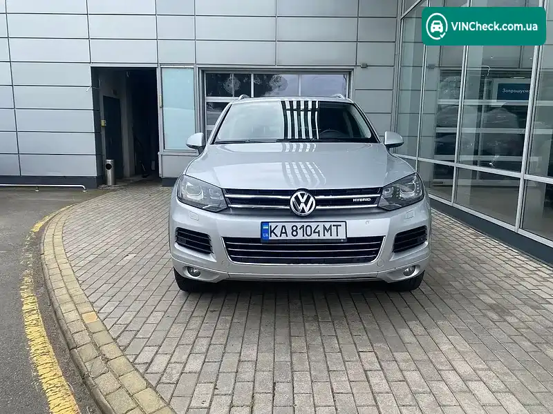 Volkswagen Touareg 2012, фото з оголошення 2 з 20, VIN WVGEG9BP0DD001496