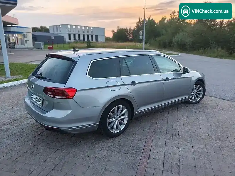 Volkswagen Passat 2019, фото з оголошення 2 з 20, VIN WVWZZZ3CZLE024080