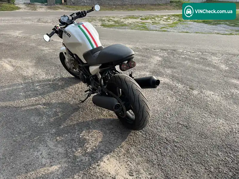 Ducati 620 2001, фото з оголошення 2 з 8, VIN ZDMM300AA1B018008
