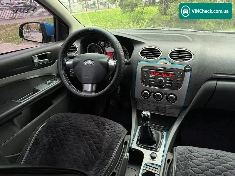Ford Focus 2010, фото з оголошення 2 з 19, VIN WF0PXXGCDPAS23985