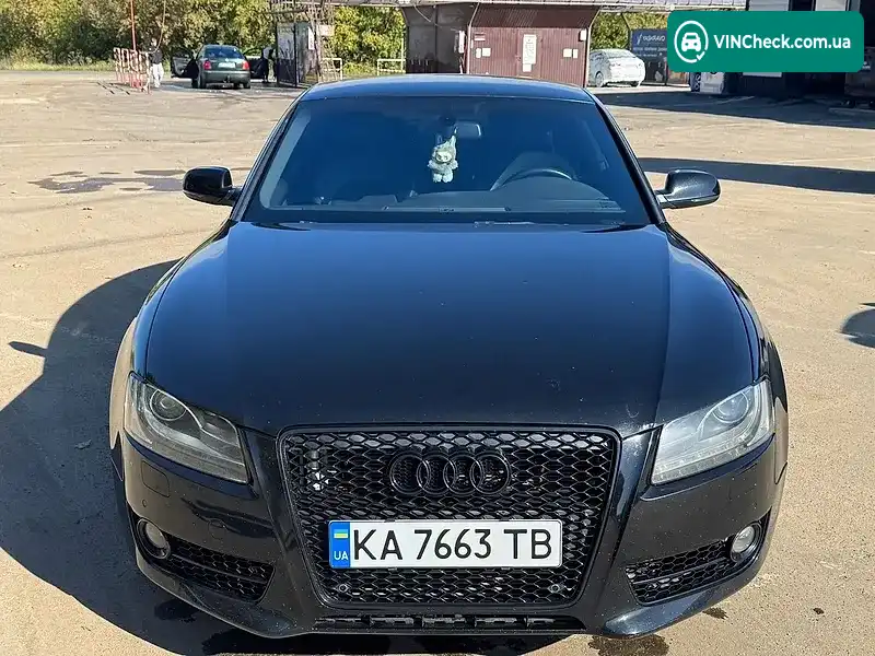 Audi A5 2010, фото з оголошення 2 з 10, VIN WAUZZZ8T6BA025527