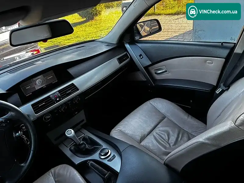 BMW 5 Series 2006, фото з оголошення 1 з 20, VIN WBANC31070CP58183