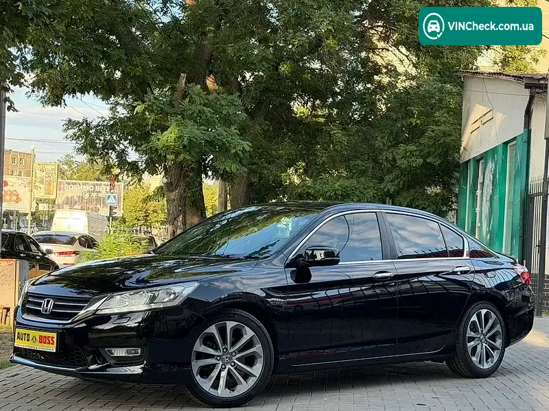 Honda Accord 2013, фото з оголошення 1 з 20, VIN 1HGCR2670DA703697