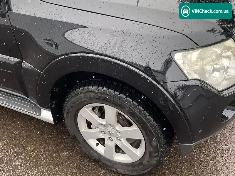 Mitsubishi Pajero 2008, фото з оголошення 2 з 9, VIN JMBLYV97W8J001244