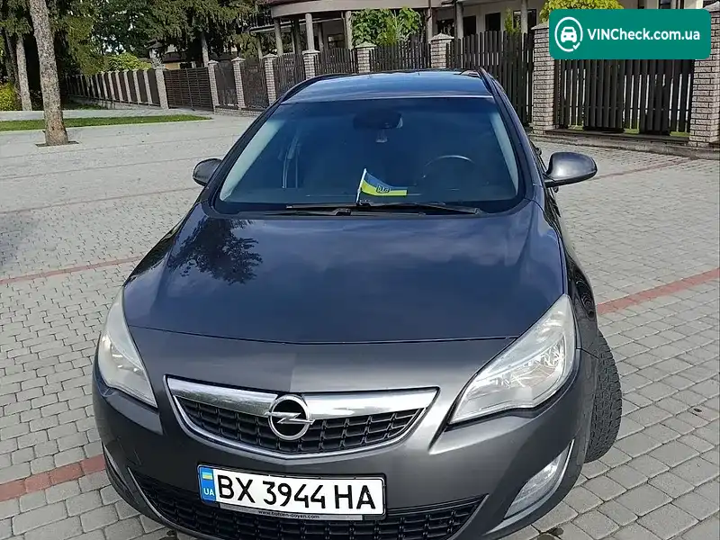 Opel Astra 2011, фото з оголошення 2 з 20, VIN W0LPD8ED5B8030921