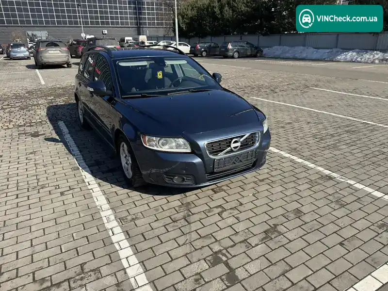 Volvo V50 2010, фото з оголошення 2 з 19, VIN YV1MW76F2B2601666