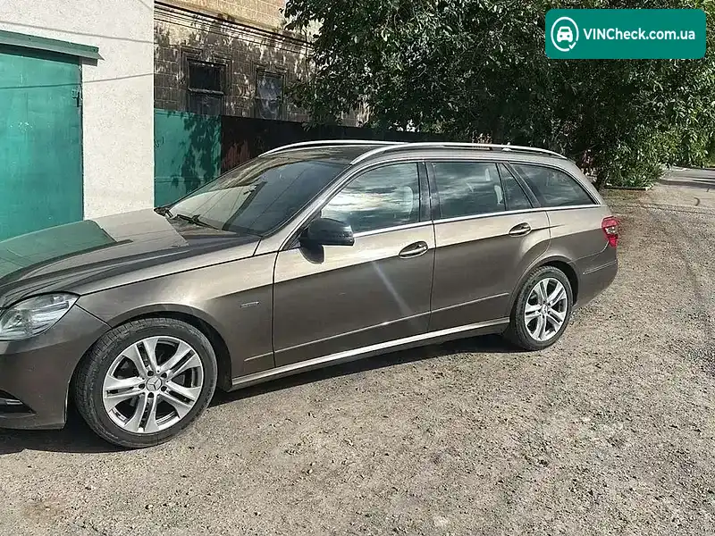 Mercedes-Benz E-Class 2010, фото з оголошення 1 з 14, VIN WDD2122021A271974