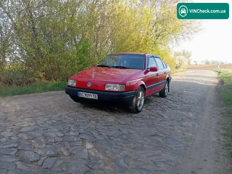 Volkswagen Passat 1993, фото з оголошення 1 з 21, VIN WVWZZZ31ZPE152274