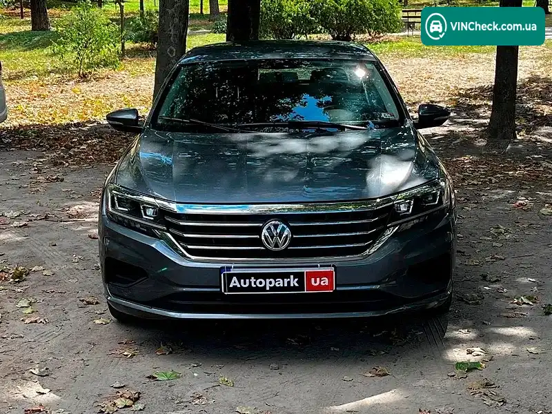 Volkswagen Passat 2019, фото з оголошення 2 з 20, VIN 1VWAA7A30LC005508