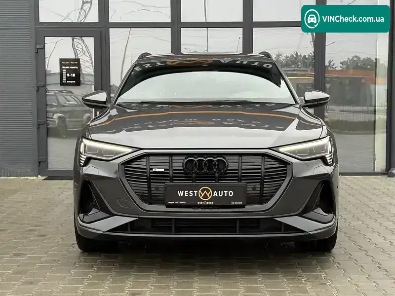 Audi e-tron 2021, фото з оголошення 2 з 21, VIN WAUZZZGE9NB020033