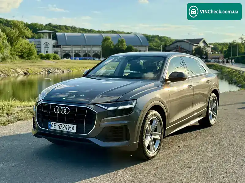 Audi Q8 2019, фото з оголошення 2 з 21, VIN WAUZZZF19KD047974