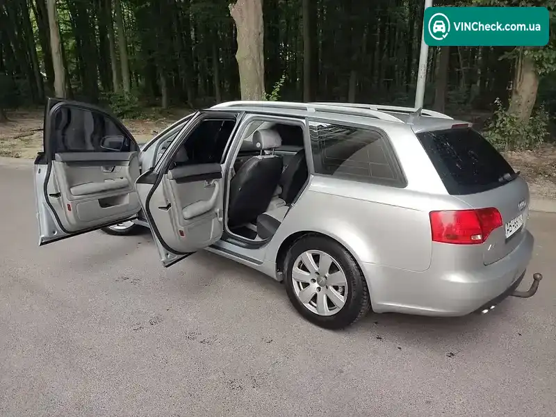 Audi A4 2005, фото з оголошення 1 з 15, VIN WAUZZZ8E15A480355