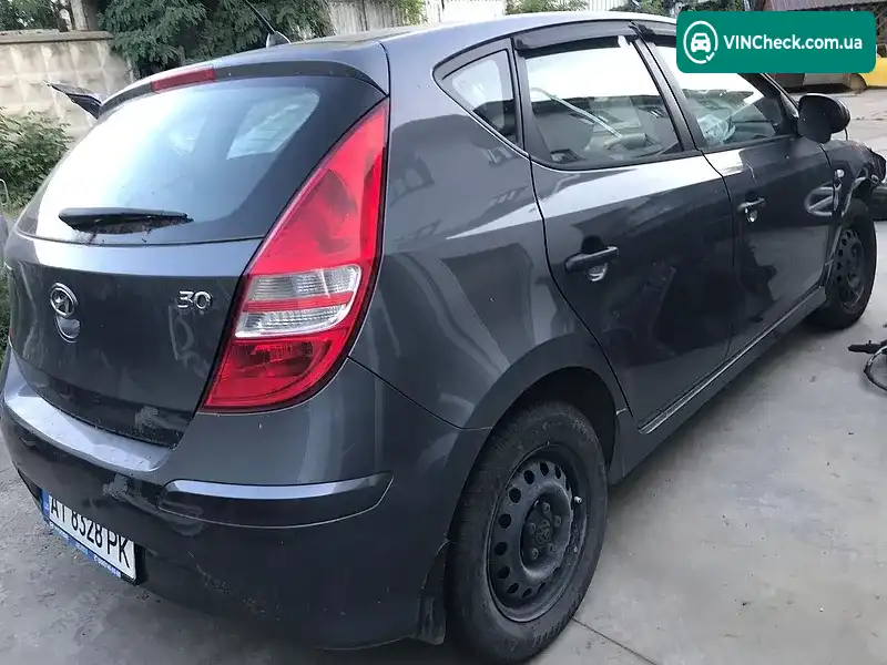 Hyundai i30 2010, фото з оголошення 1 з 8, VIN TMADB51CABJ171829