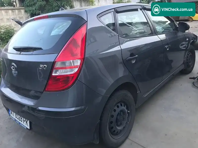 Hyundai i30 2010, фото з оголошення 2 з 8, VIN TMADB51CABJ171829