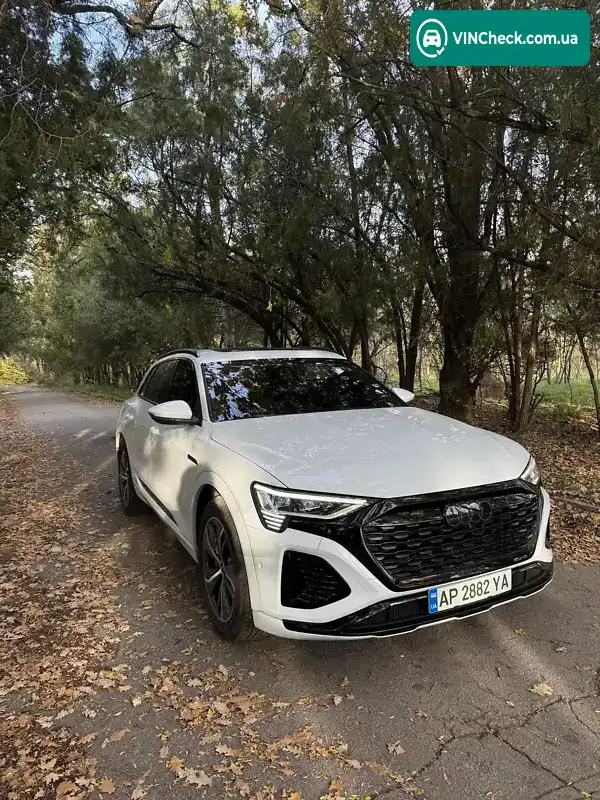 Audi Q8 e-tron 2023, фото з оголошення 1 з 16, VIN WA15AAGE8RB033253