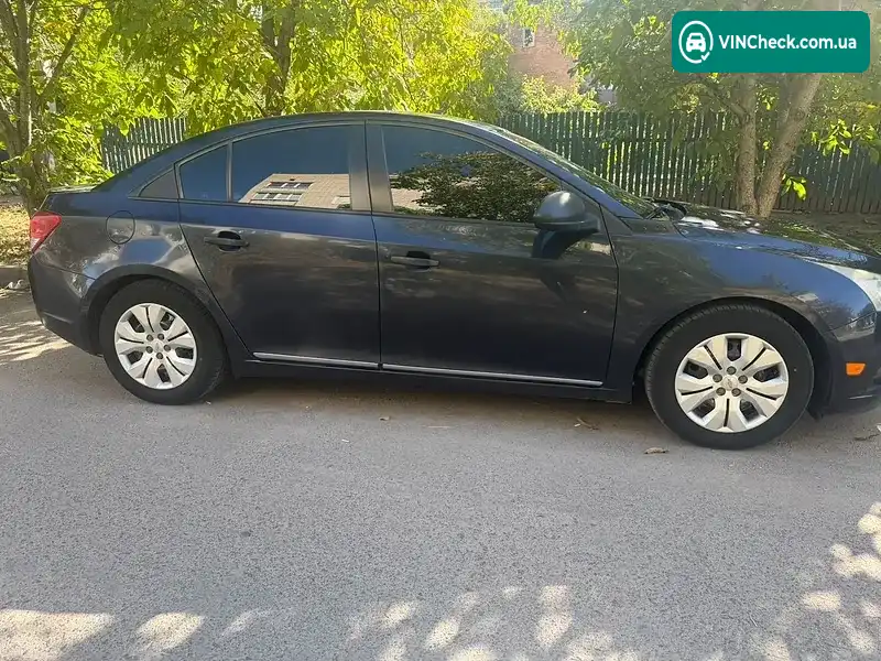 Chevrolet Cruze 2013, фото з оголошення 2 з 3, VIN 1G1PA5SHXE7109861