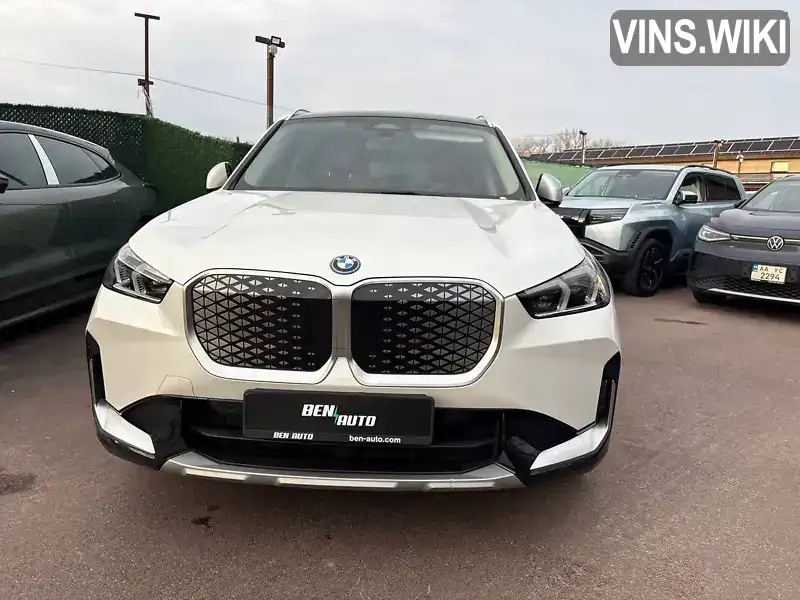 BMW iX1 2023, фото з оголошення 2 з 21, VIN LBV51FX06RM763896