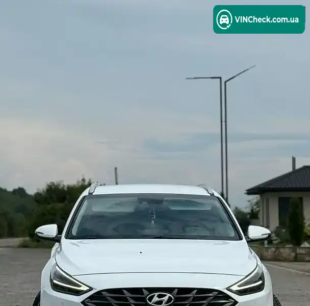 Hyundai i30 2022, фото з оголошення 2 з 17, VIN TMAH381AGMJ108653