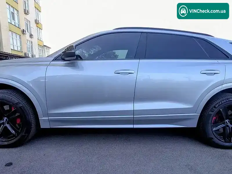 Audi Q8 2018, фото з оголошення 1 з 11, VIN WA1AVAF1XKD017065