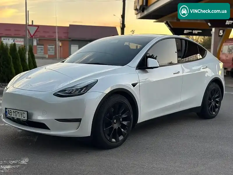 Tesla Model Y 2022, фото з оголошення 2 з 20, VIN 7SAYGDEE4NA018973