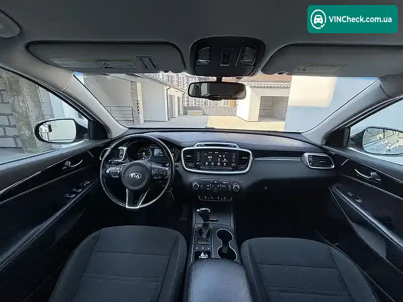 Kia Sorento 2017, фото з оголошення 2 з 20, VIN 5XYPGDA34HG324603