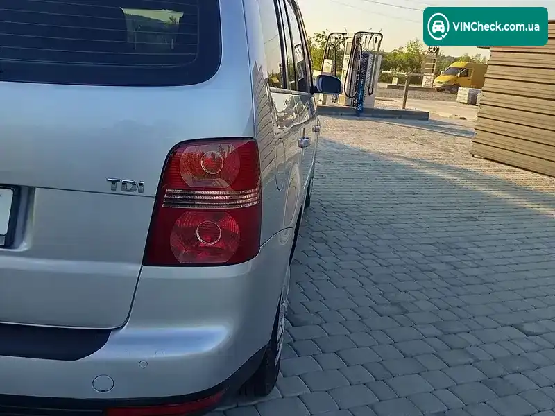 Volkswagen Touran 2007, фото з оголошення 2 з 10, VIN WVGZZZ1TZ7W050179