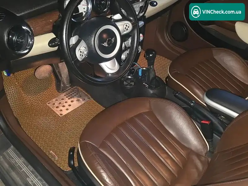 MINI Clubman 2007, фото з оголошення 2 з 20, VIN WMWML31050TN33014