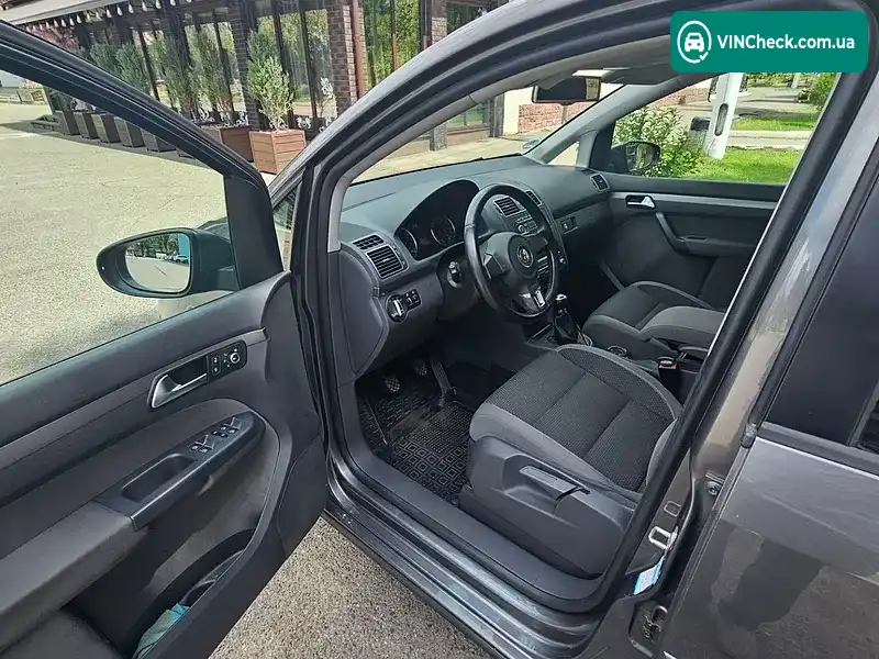 Volkswagen Touran 2011, фото з оголошення 2 з 20, VIN WVGZZZ1TZCW053193