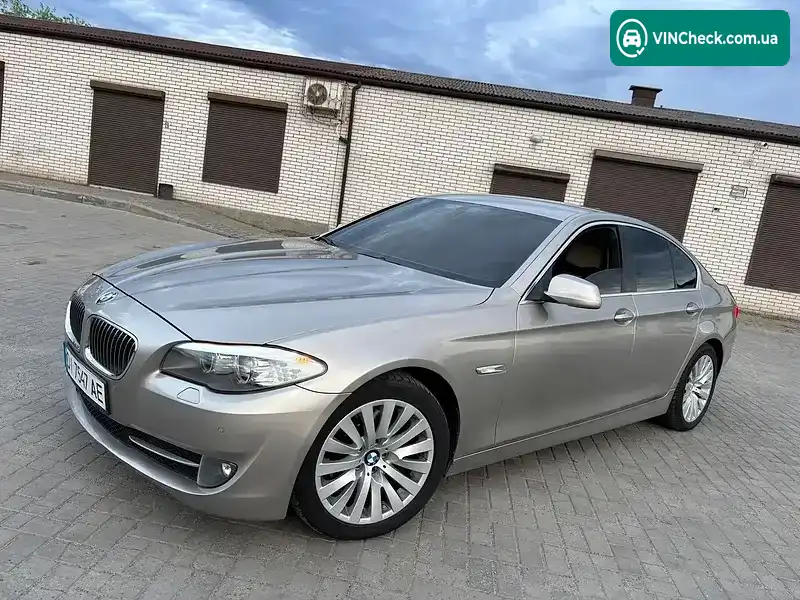 BMW 5 Series 2011, фото з оголошення 2 з 20, VIN WBAFW11010DU30414