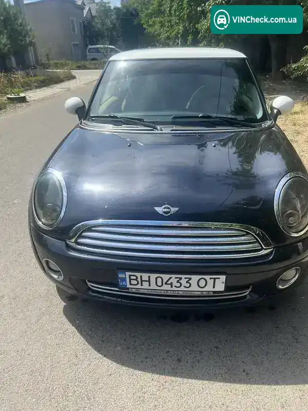 MINI Hatch 2007, фото з оголошення 1 з 20, VIN WMWMF310X0TT76166