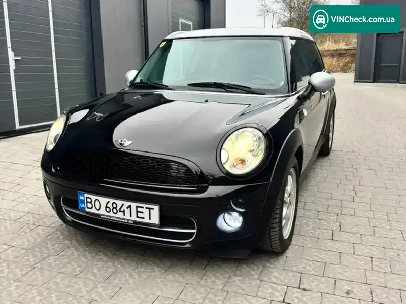 MINI Hatch 2009, фото з оголошення 2 з 21, VIN WMWMN51090TR46043