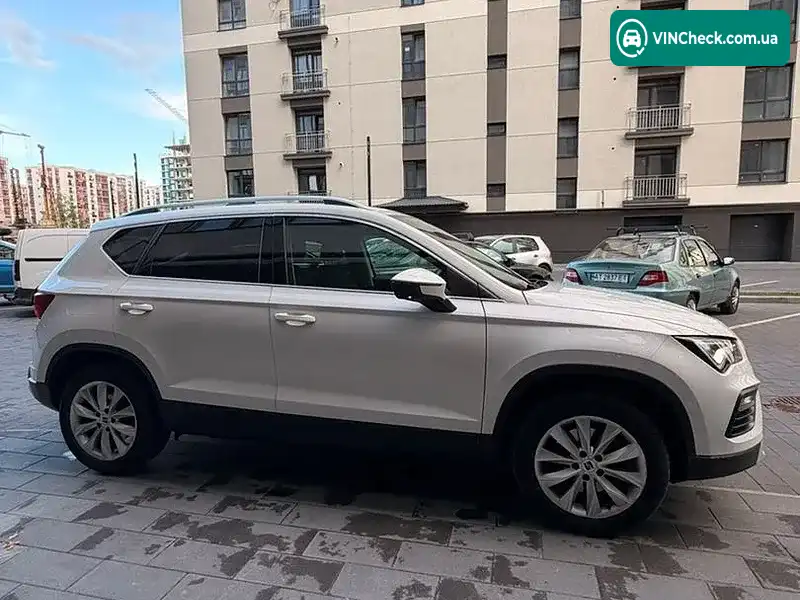 SEAT Ateca 2020, фото з оголошення 2 з 19, VIN VSSZZZ5FZM6519081