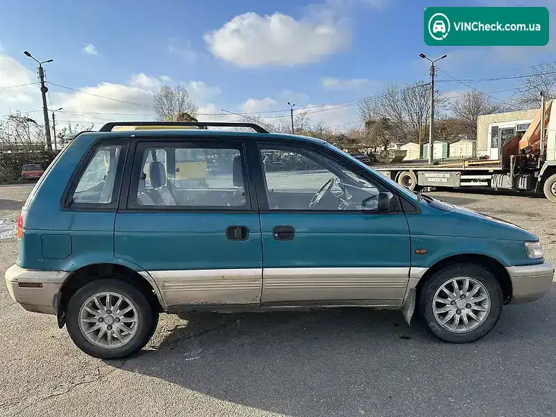 Mitsubishi Space Runner 1993, фото з оголошення 1 з 19, VIN JMBSNN11WRZ000844