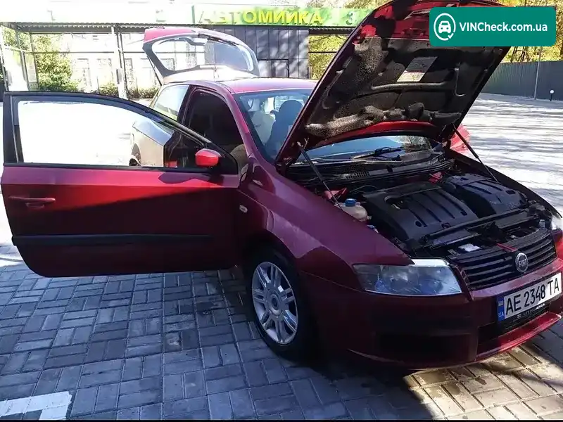 Fiat Stilo 2004, фото з оголошення 1 з 8, VIN ZFA19200000463114