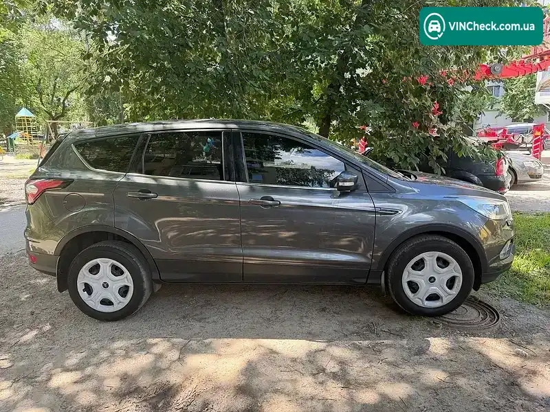 Ford Kuga 2018, фото з оголошення 2 з 19, VIN WF0AXXWPMAJM07561