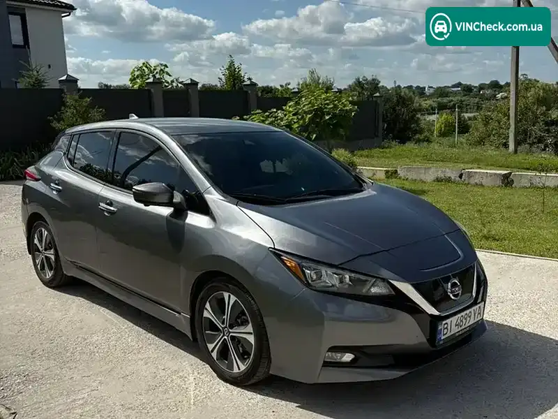 Nissan Leaf 2018, фото з оголошення 2 з 10, VIN 1N4AZ1CPXJC302930