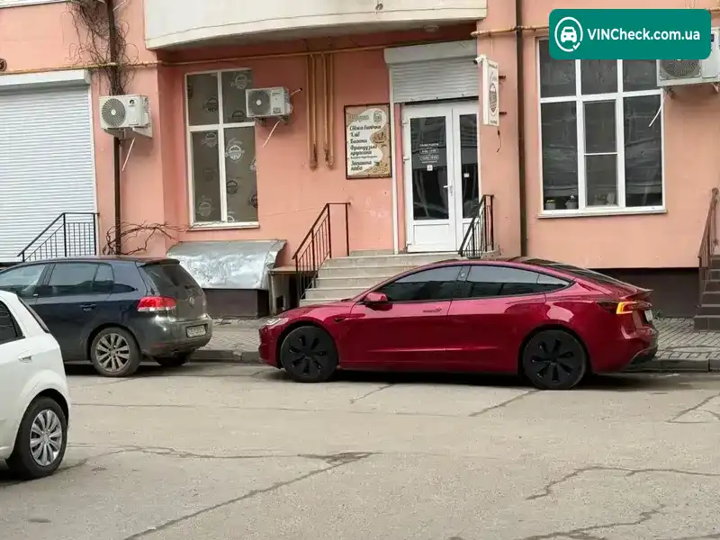 Tesla Model 3 2025, фото з оголошення 1 з 4, VIN 5YJ3E1EA9SF989569