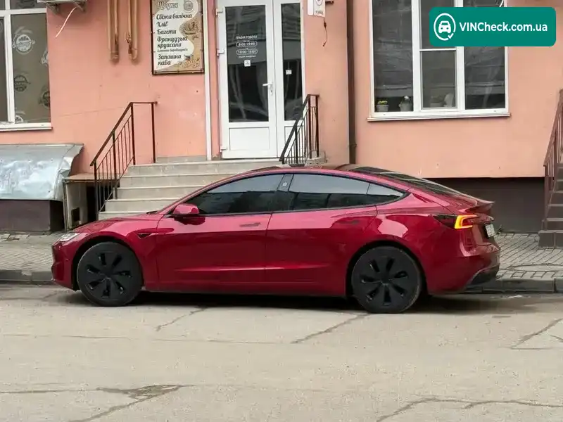 Tesla Model 3 2025, фото з оголошення 2 з 4, VIN 5YJ3E1EA9SF989569