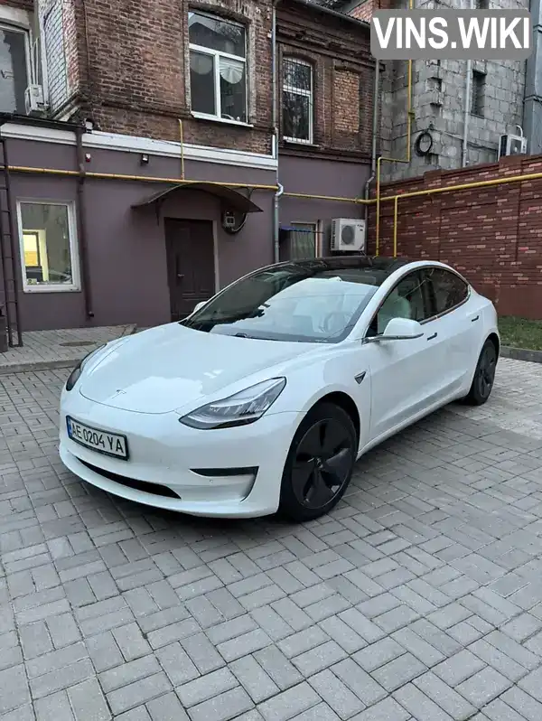 Tesla Model 3 2020, фото з оголошення 1 з 6, VIN 5YJ3E1EB2LF639582