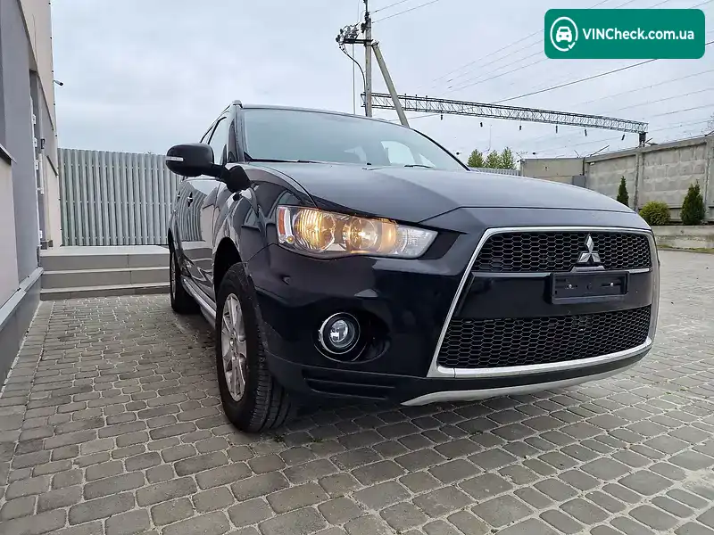 Mitsubishi Outlander XL 2010, фото з оголошення 2 з 18, VIN JMBXMCW7WBZ000140
