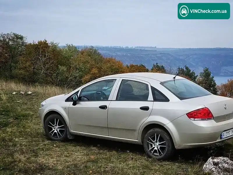 Fiat Linea 2010, фото з оголошення 2 з 10, VIN ZFA32300003120031